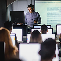 Salle de class de cours informatique